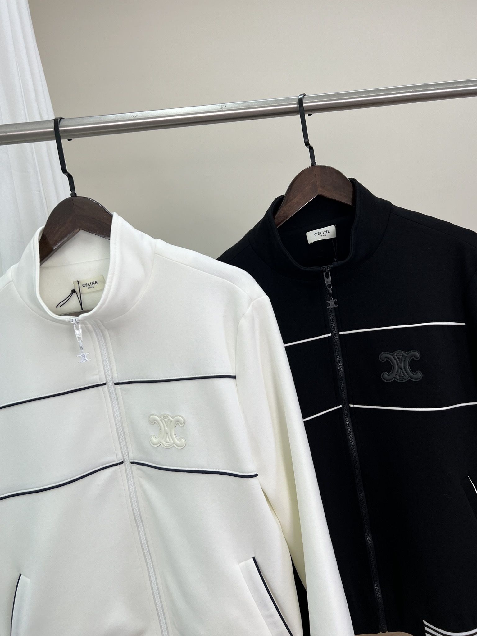 Authentic Celine 2023 New Double sided Plain Weave Arc De Triomphe Logo Stripe Stitching Letter Sweater Jacket