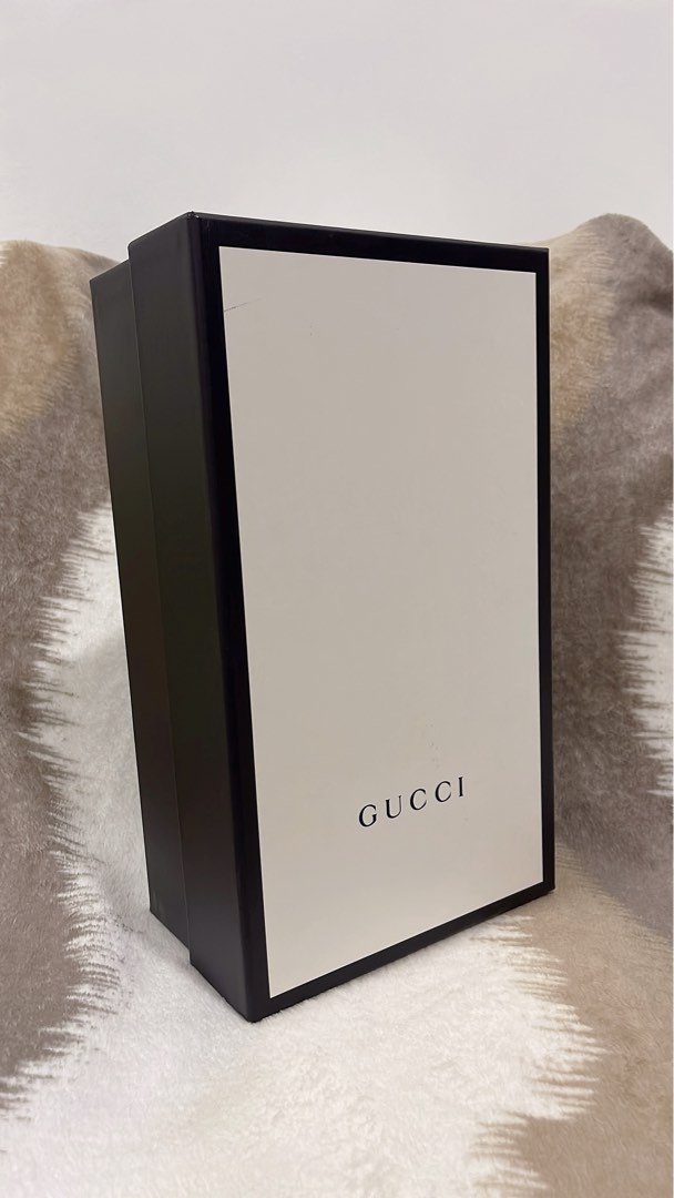 Authentic gucci hot sale shoe box