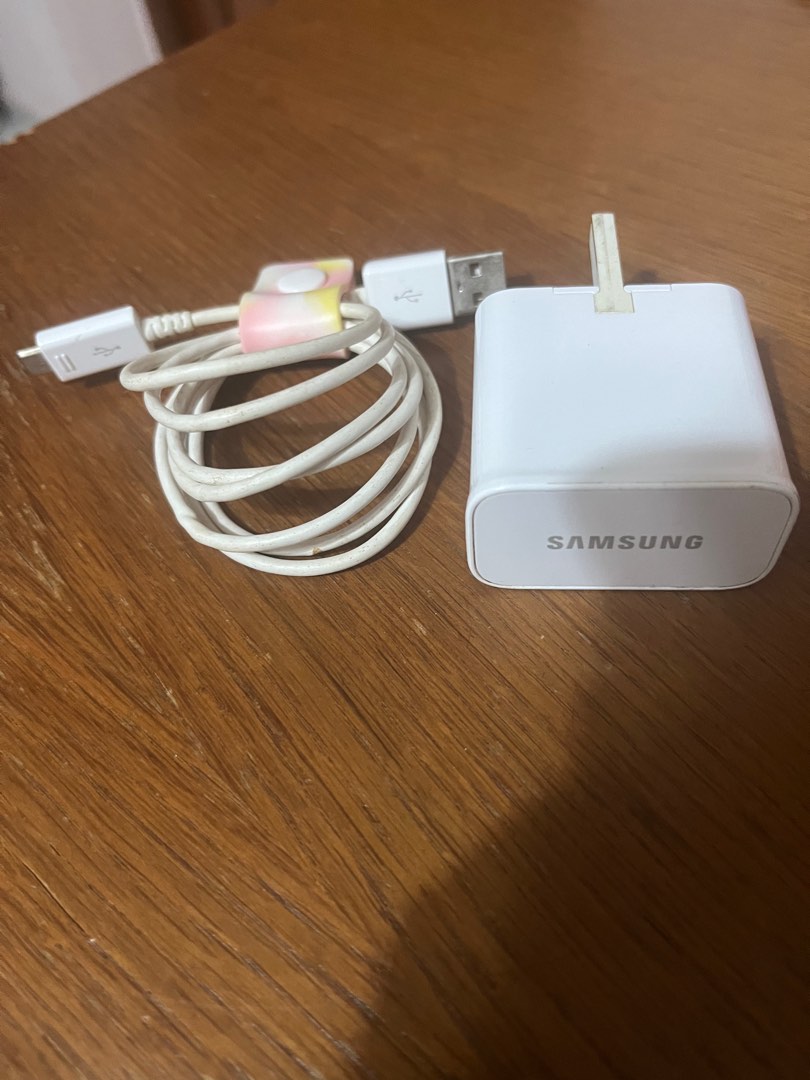 Authentic Samsung plug and cable, Computers & Tech, Parts & Accessories ...