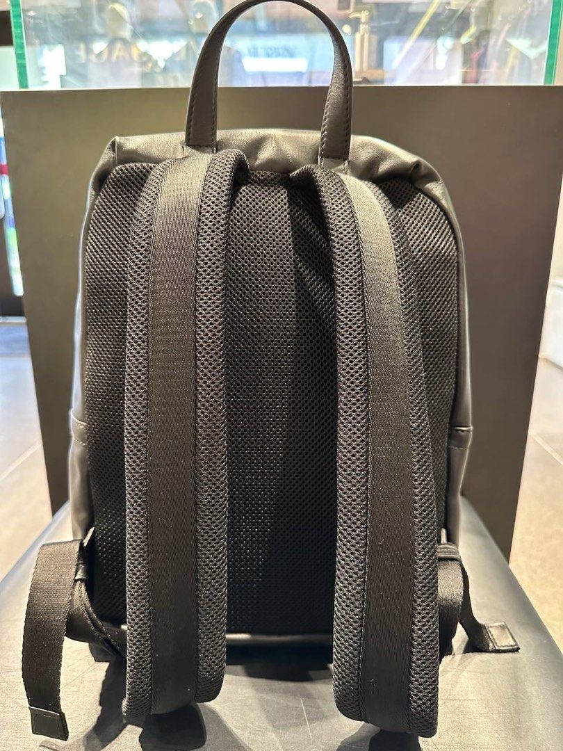 Authentic Versace Backpack (Category: Bags & Wallets) located in Gombak. Submitted by at1805 (Listing ID 1232042553, Image 3). Description: Material : Leather .