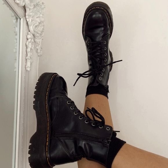 Jadon dr hot sale martens dupe