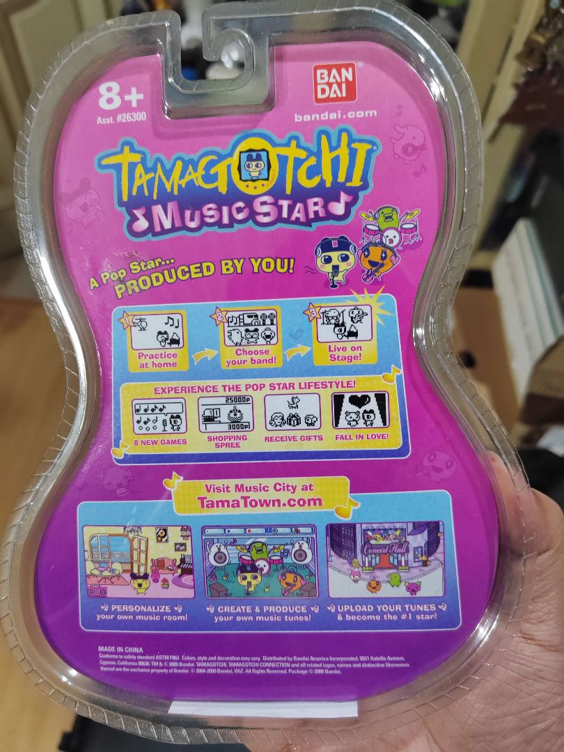 Tamagotchi V6 Music Star - Bandai - Rouge - Neuf Sous Blister