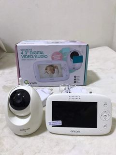 Branded Oricom Secure745 Edition 4.3"Inches Digital Video/Audio Baby Monitor  with Motorised Pan/Tilt Camera