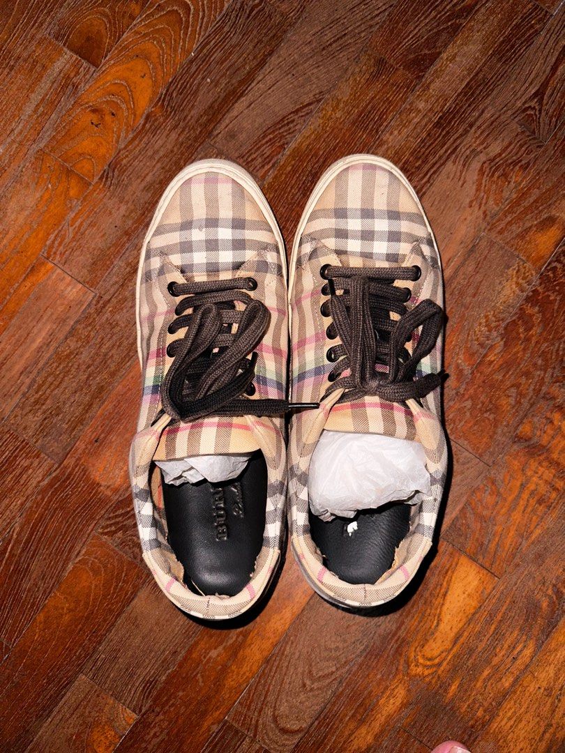 Rainbow outlet burberry shoes