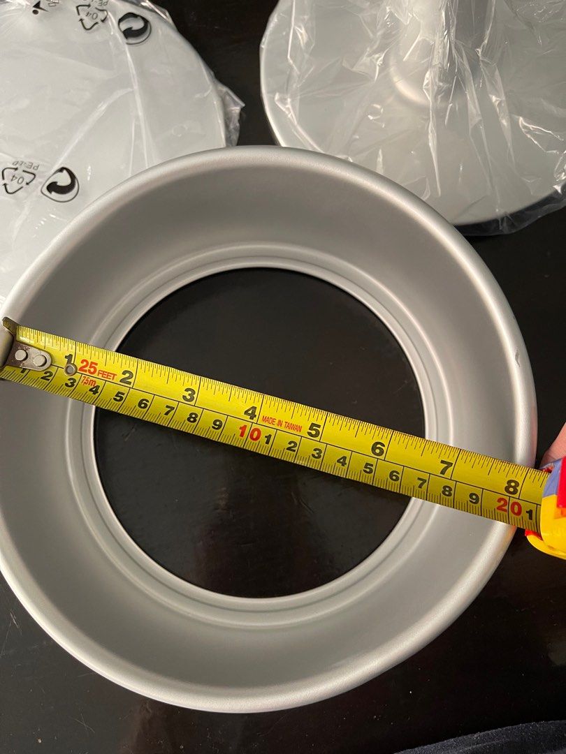 Chiffon cake pans 8 inch (Reserved), Furniture & Home Living