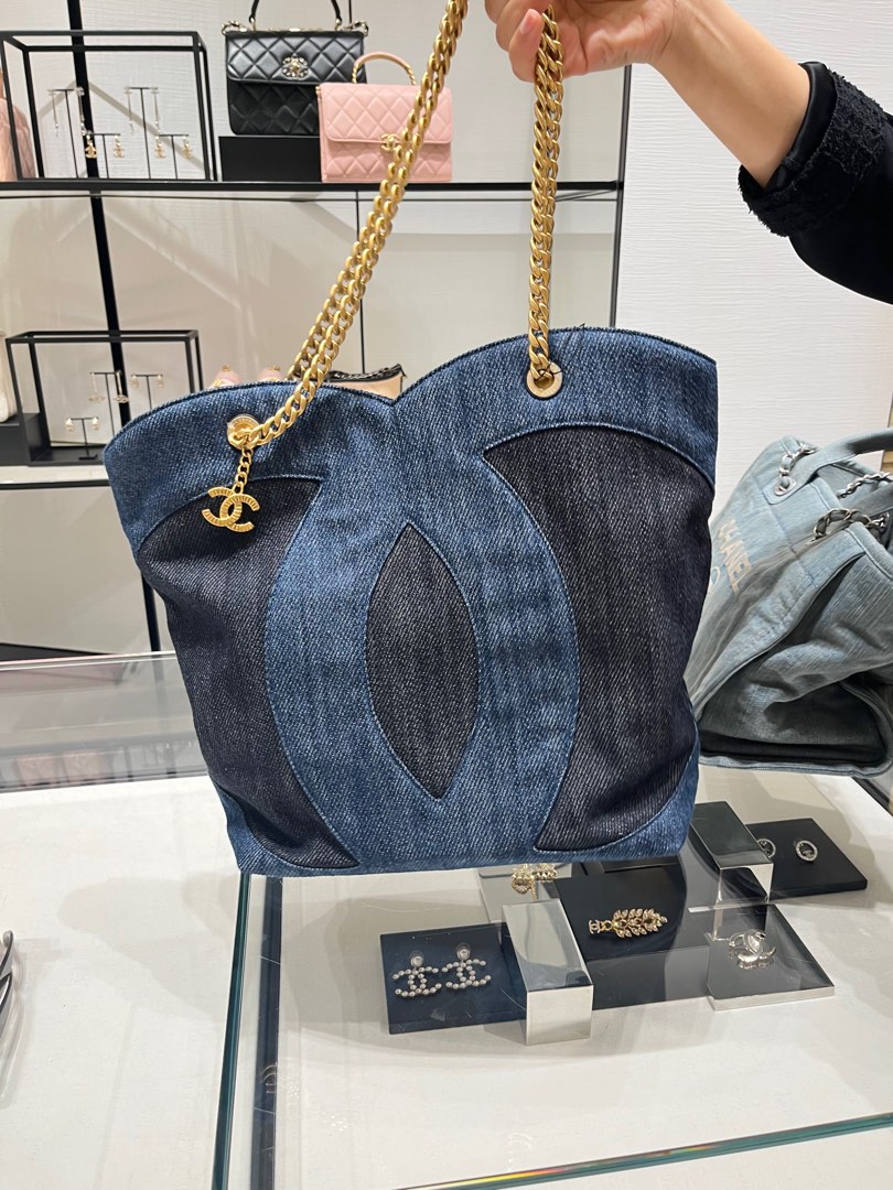 Chanel denim tote top