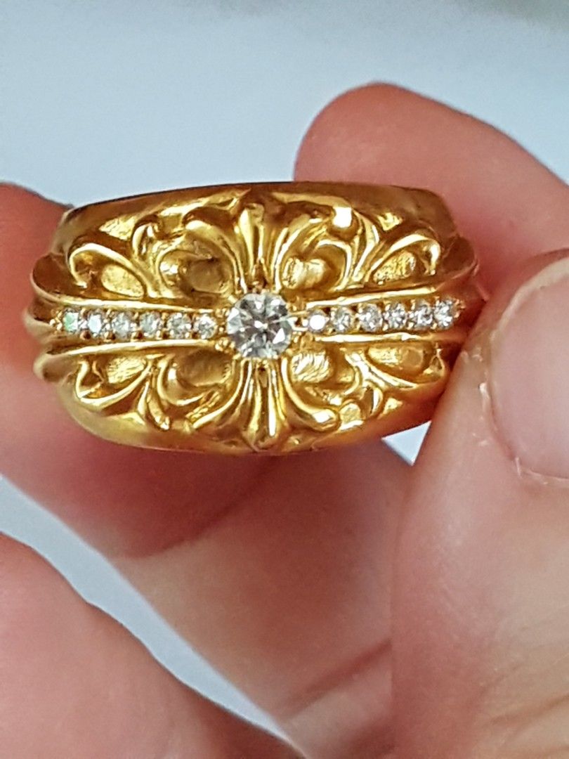 Floral cross top ring pave diamond