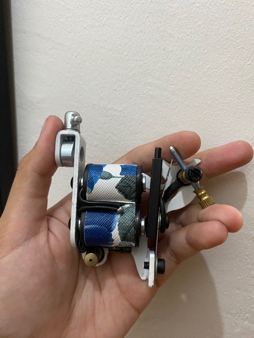 Coil Tattoo Machine (Category: Craft Supplies & Tools) located in Cavite. Submitted by mavi.gif (Listing ID 1231996417, Image 2). Description: 500 each. Take all for 1,200. Never been used, bigay lang to sakin and i already have a pen machine. .