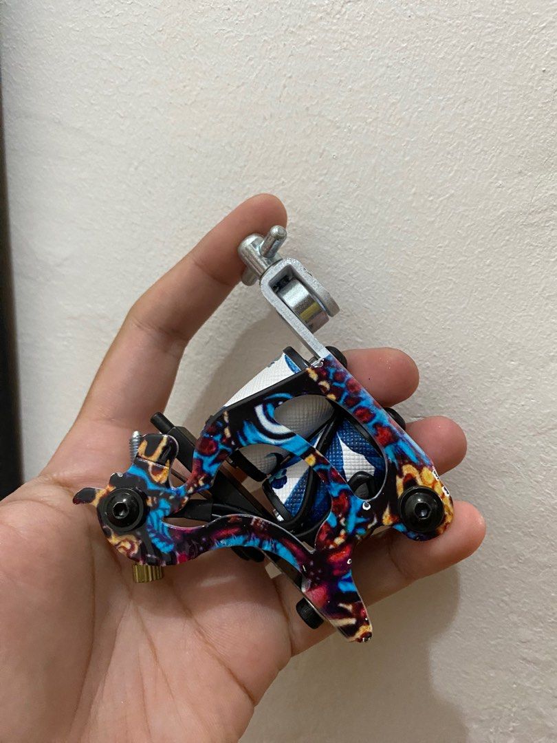 Coil Tattoo Machine (Category: Craft Supplies & Tools) located in Cavite. Submitted by mavi.gif (Listing ID 1231996417, Image 1). Description: 500 each. Take all for 1,200. Never been used, bigay lang to sakin and i already have a pen machine. .