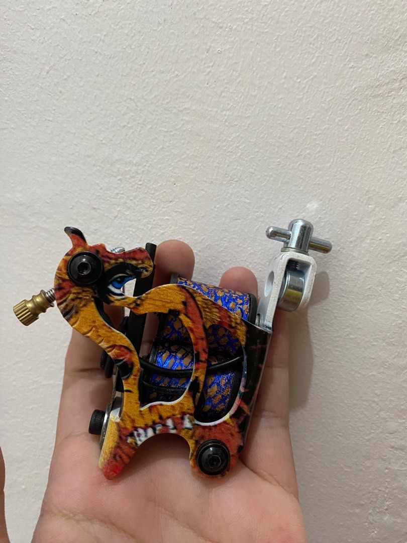 Coil Tattoo Machine (Category: Craft Supplies & Tools) located in Cavite. Submitted by mavi.gif (Listing ID 1231996417, Image 3). Description: 500 each. Take all for 1,200. Never been used, bigay lang to sakin and i already have a pen machine. .