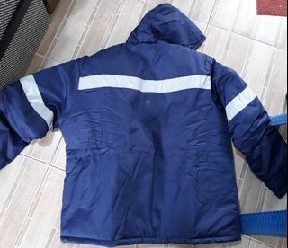 Cold storage jacket