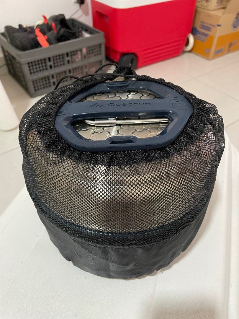 Decathlon Camping Cooking Set 4 person, TV & Home Appliances, Kitchen