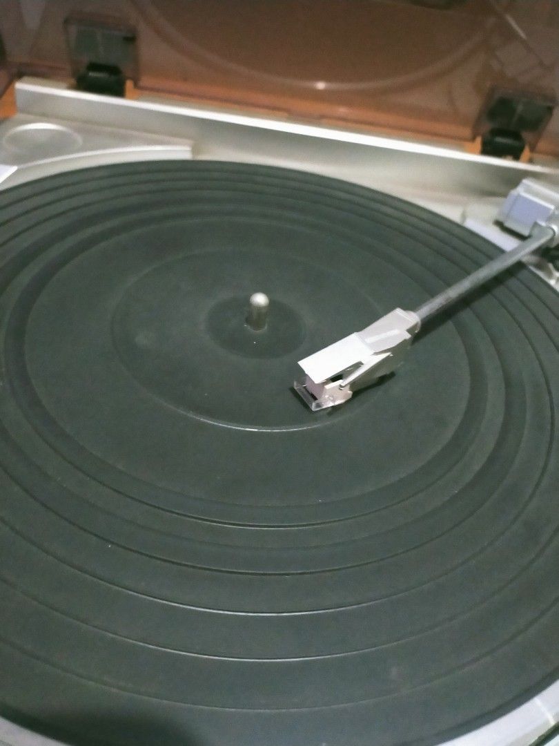 Denon Vinyl player, Hobbies & Toys, Music & Media, Vinyls on Carousell