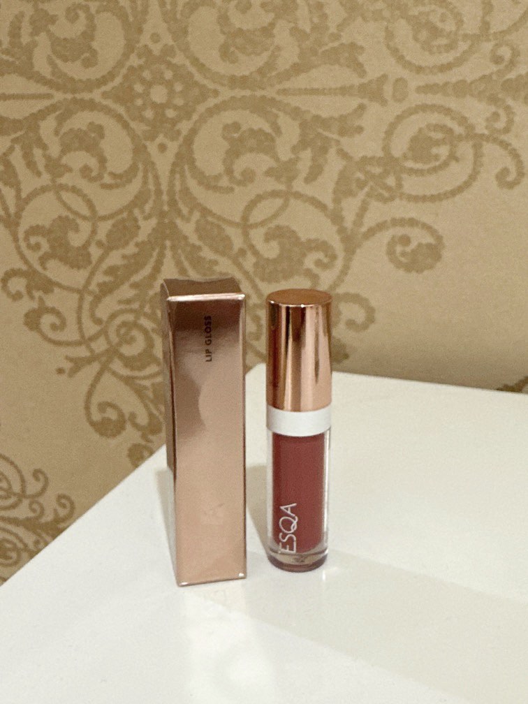 ESQA Lip Gloss Dubai on Carousell