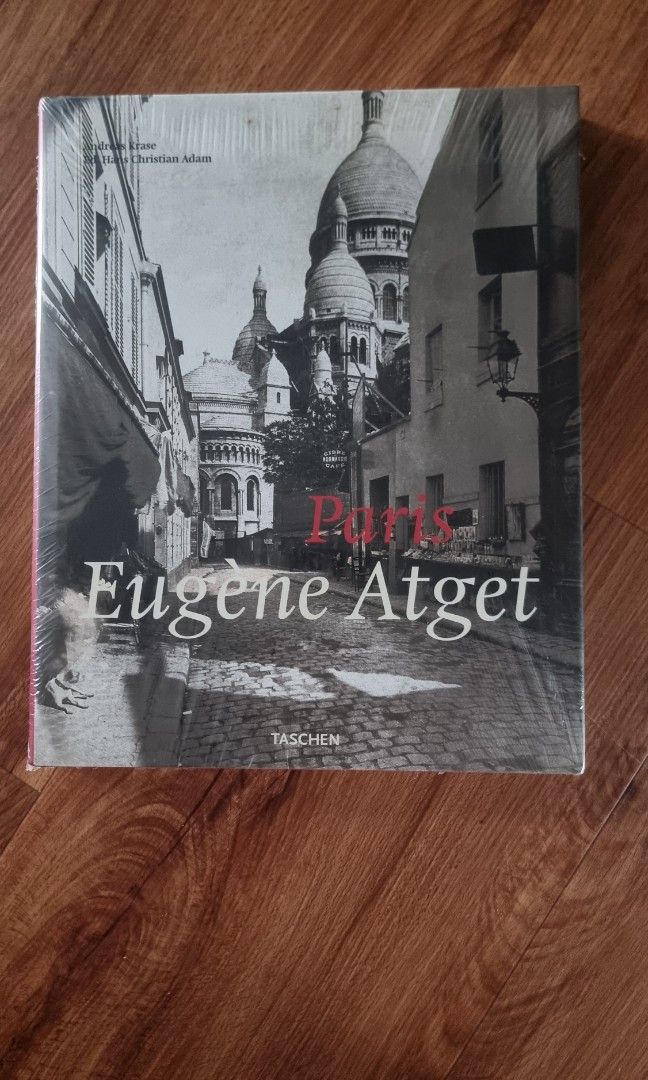 Eugène　Hobbies　Magazines,　Carousell　Toys,　Atget:　Paris,　on　Books　Magazines