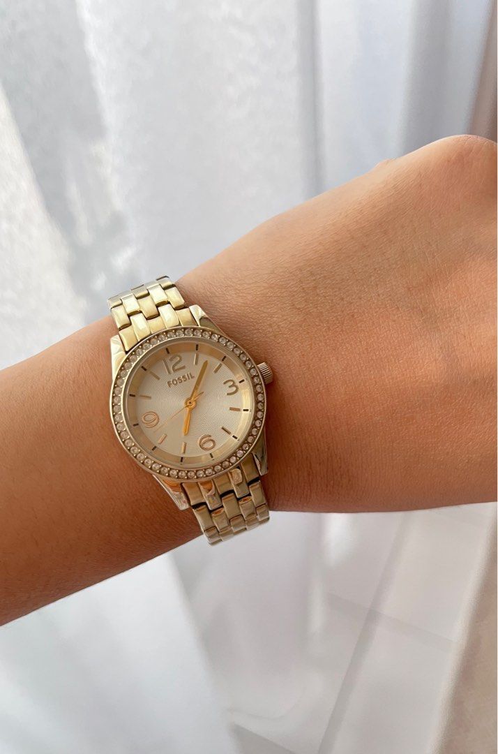 FOSSIL BQ1423 RETRO TRAVELER GOLD WATCH Women s Fashion Watches