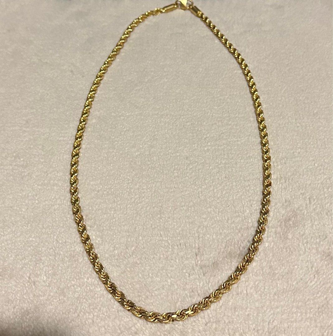 Gold chain store sales