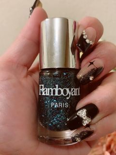 Gorgeous Party Colors FLAMBOYANT PARIS Glossy & Glitter Peel-Off Nail Polish Emerald Green, JAPAN DAISO Exclusive!