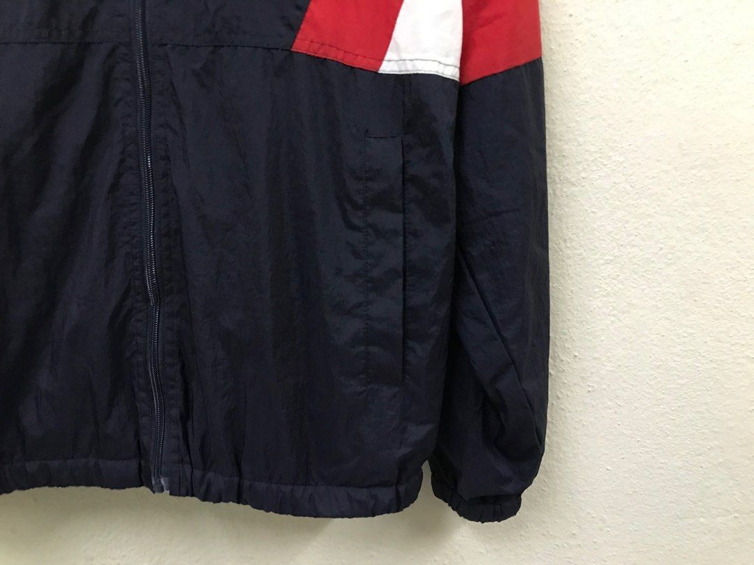 GU Windbreaker Jacket, Men's Fashion, Coats, Jackets and Outerwear on ...