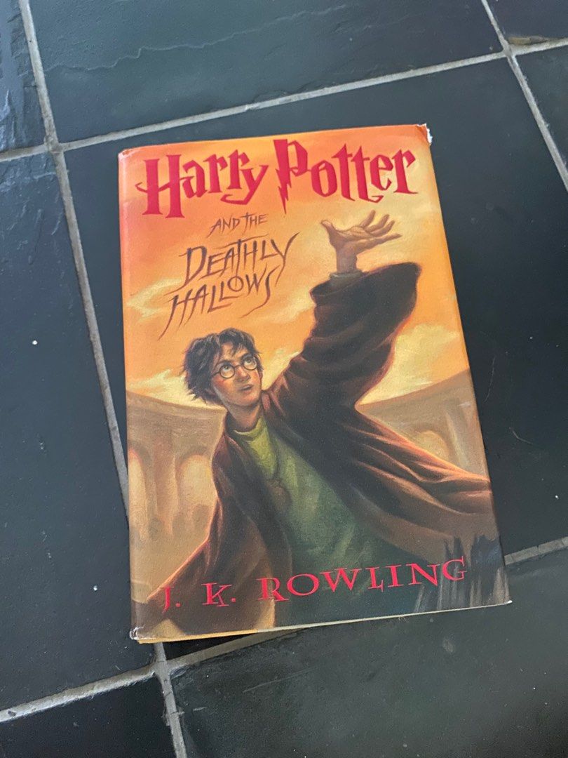 Harry Potter and the Deathly Halows, hardcover, Hobbies & Toys, Books