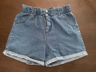 (Category: ) located in . Submitted by muchlovedbya (Listing ID 1232002120, Image 1). Description: .