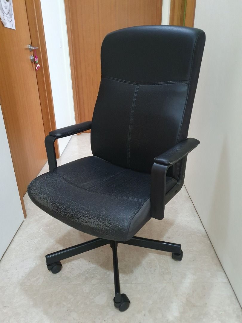 Ikea Malkolm Swivel Office Chair