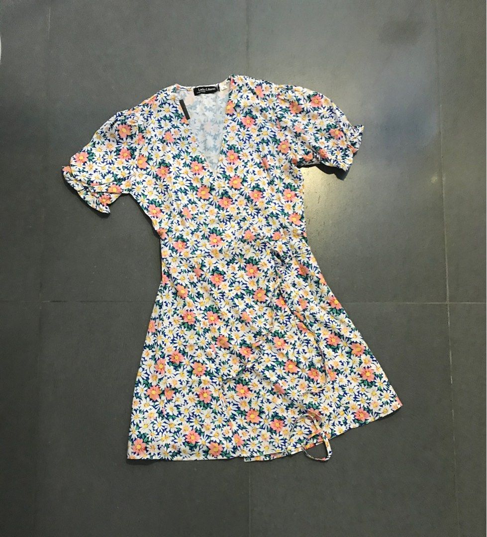 Helia deals floral dress