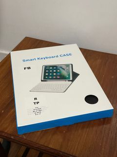 iPad Air 4 / Air 5 Keyboard Case with Touchpad