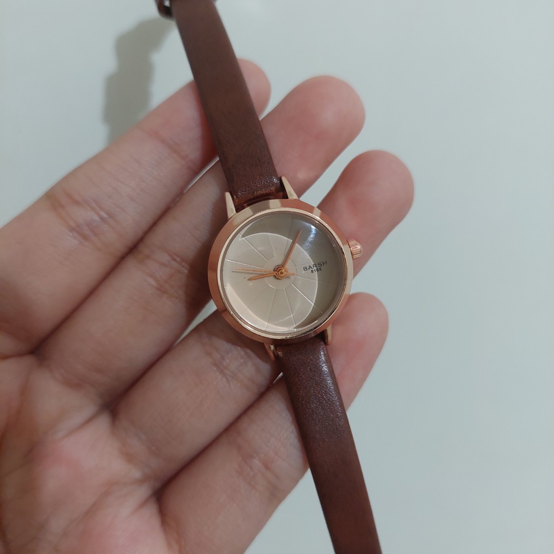 Other Watches Fashion Rectangle Dial Quartz Women Leather Watch 231216 From  Jiao07, $11.71 | DHgate.Com