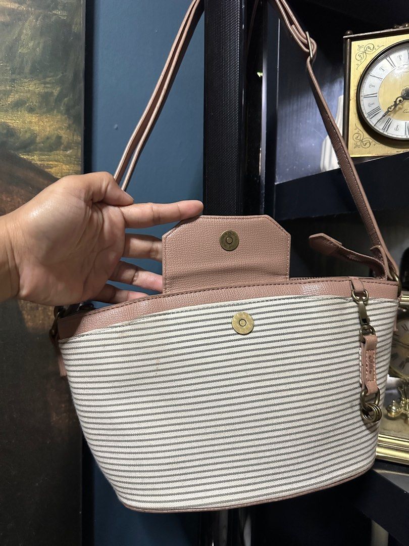 Jeep spirit handbag hot sale