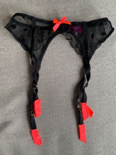 （分類：）位於 。 由 lingerie-and-leisure 提交（商品編號 1232113922，圖片 1）。簡介： 。