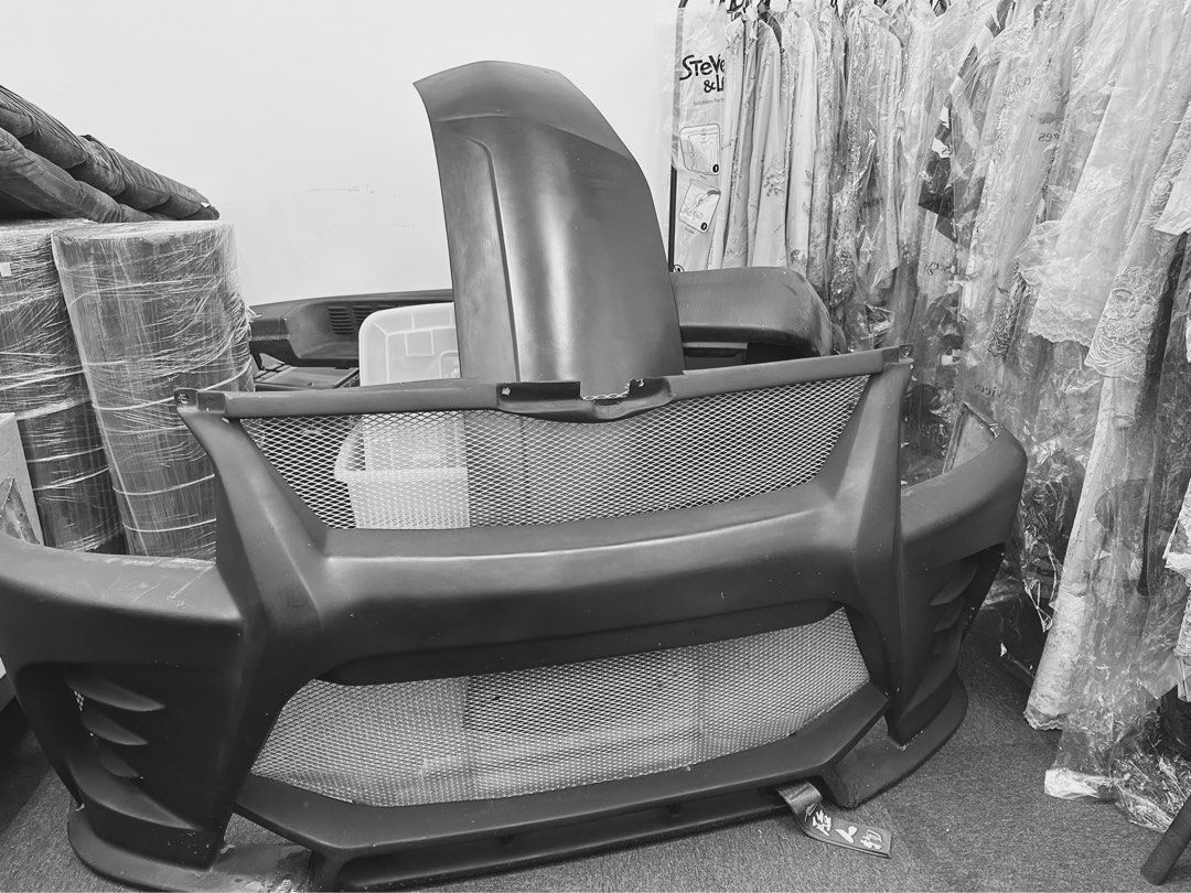 [Lelong Sale] Essex CRS Front Bumper for Hiace, Car Accessories