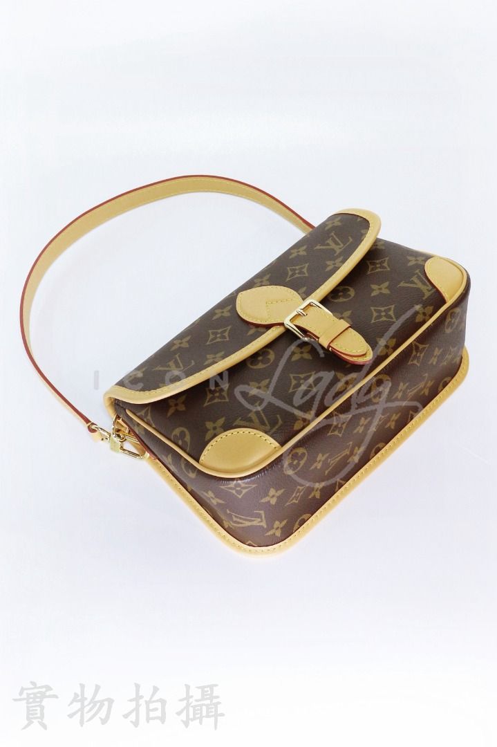 Louis Vuitton Monogram Casual Style Leather Crossbody Logo Shoulder Bags  (M46583) in 2023
