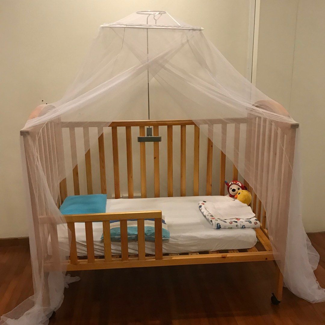 Mama Love convertible baby bed cot crib, Babies & Kids, Baby Nursery & Kids Furniture, Cots