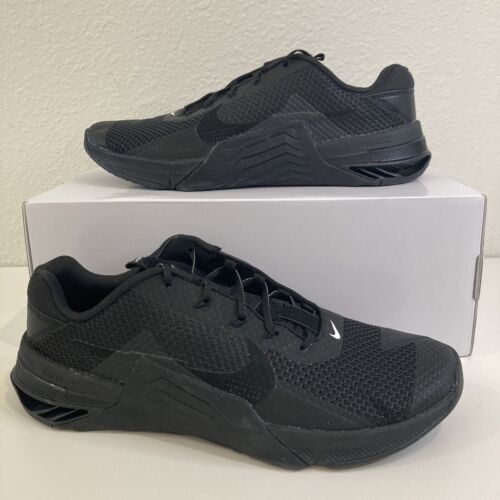 Metcon 7 us10.5 triple black BN Men s Fashion Footwear Sneakers on Carousell