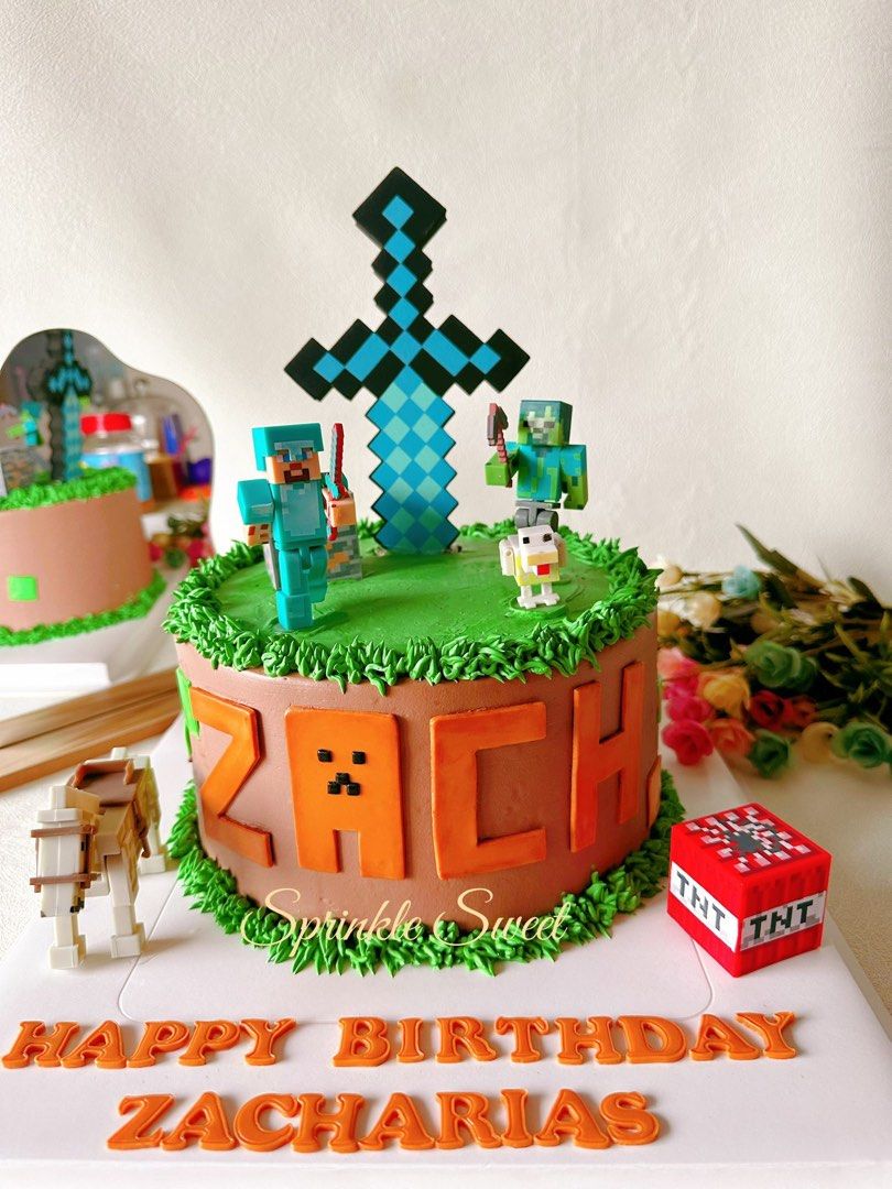 Amazon.com: DecoSet® Mobs Beware Minecraft Cake Topper, 6-Piece Stackable  Cake Decoration, Interlocking 3D Blocks With Characters, Food Safe Birthday  Cake Decoration : Grocery & Gourmet Food