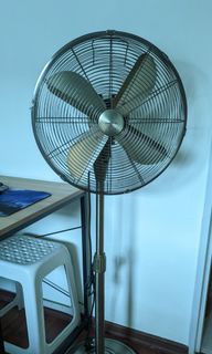 (Category: ) located in . Submitted by Hulapoli (Listing ID 1231965842, Image 1). Description: .