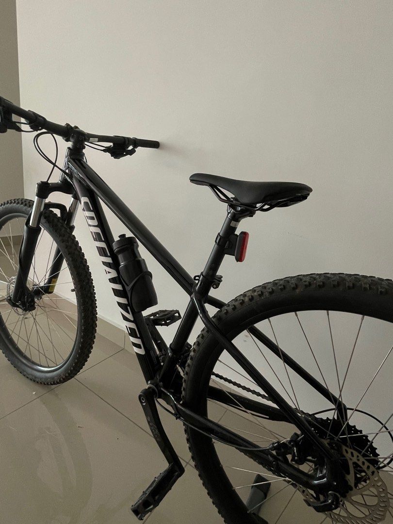 Used specialized rockhopper hotsell 29