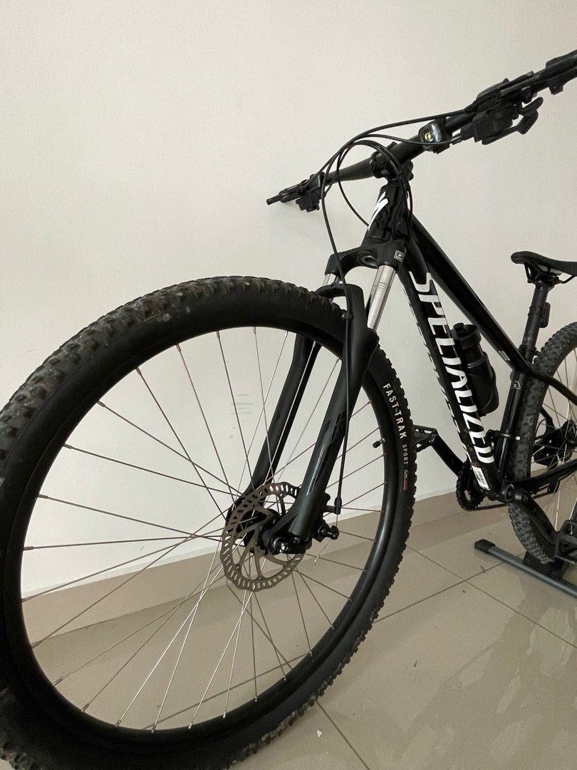 Used specialized online rockhopper 29
