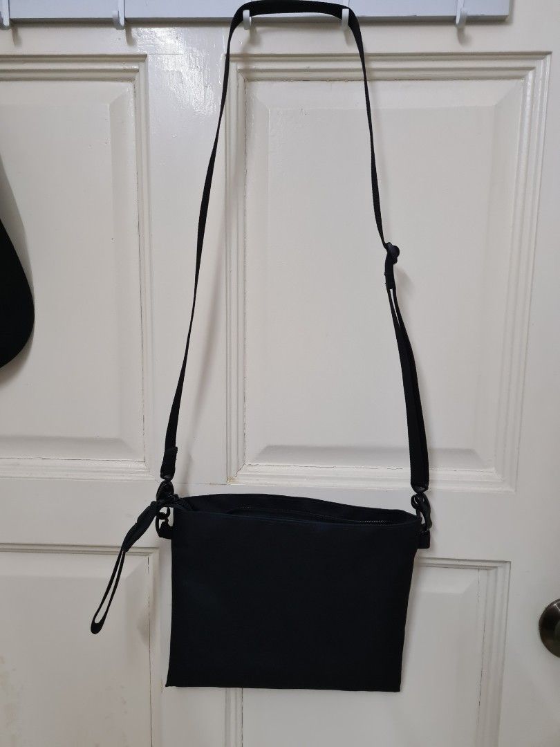 Sling bag polyester deals