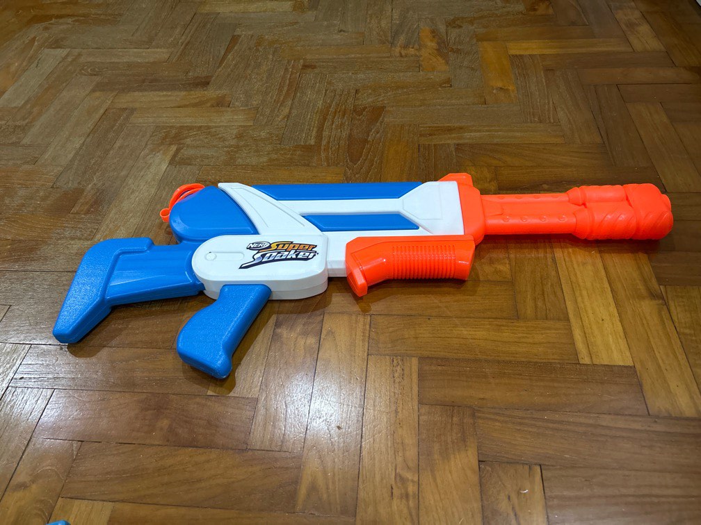 Nerf Super Soaker Twister Hobbies And Toys Toys And Games On Carousell