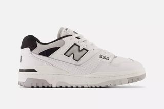 (Category: ) located in . Submitted by jjs_sneakers (Listing ID 1232050479, Image 1). Description: .