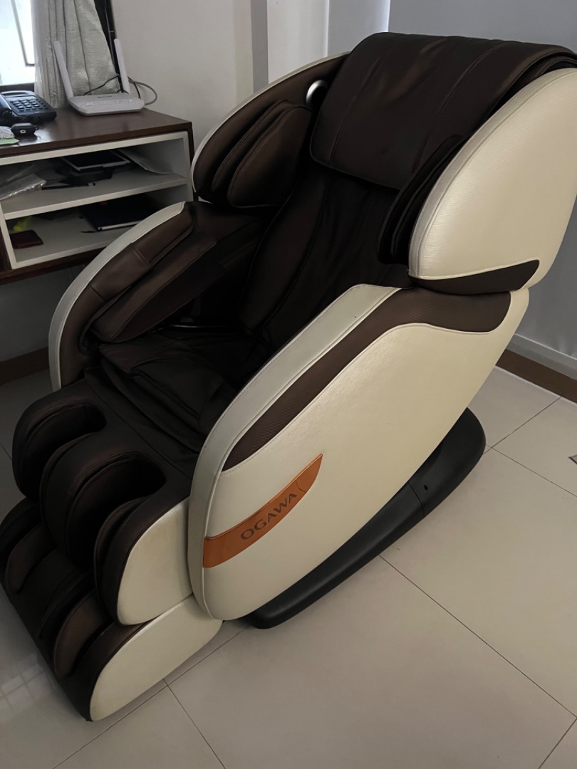 OGAWA Massage Chair, Health & Nutrition, Massage Devices on Carousell