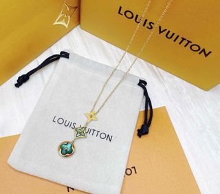 (Category: ) located in . Submitted by classy_accessory (Listing ID 1232113059, Image 1). Description: .