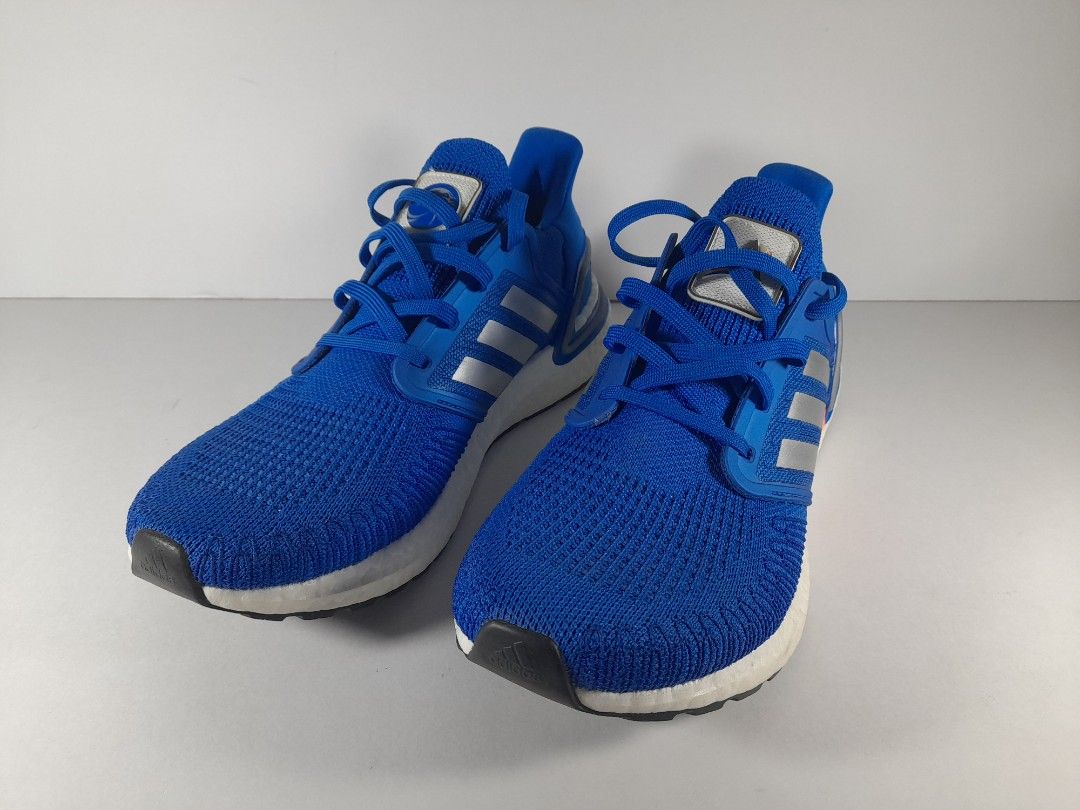 Adidas ultra boost store blue and white