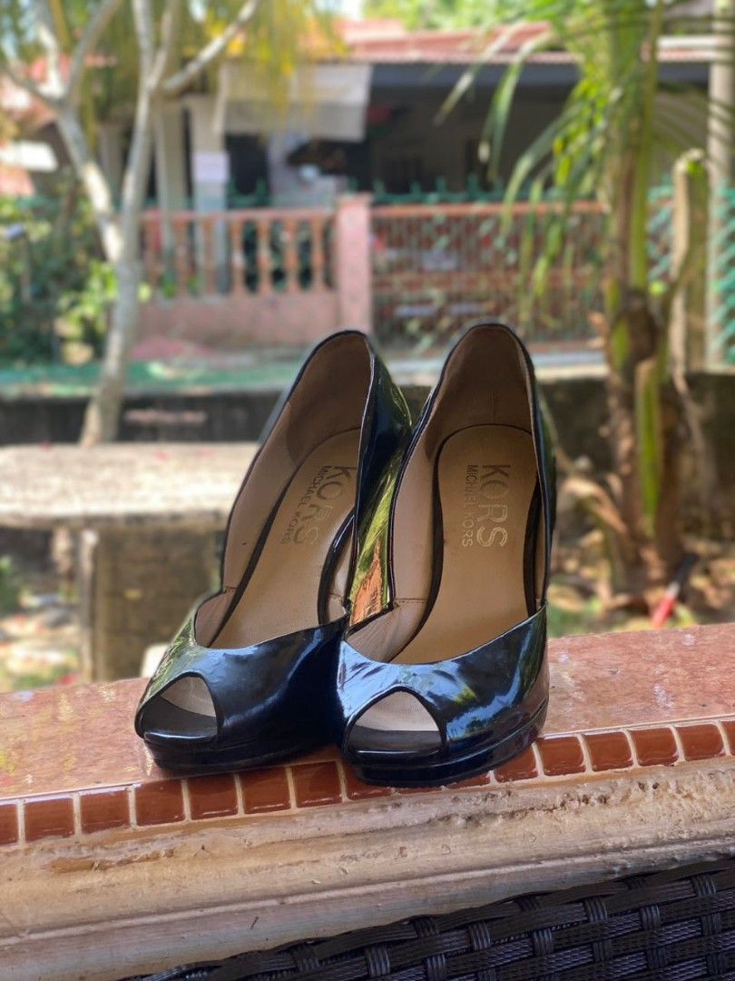 Michael kors closed toe wedges sale