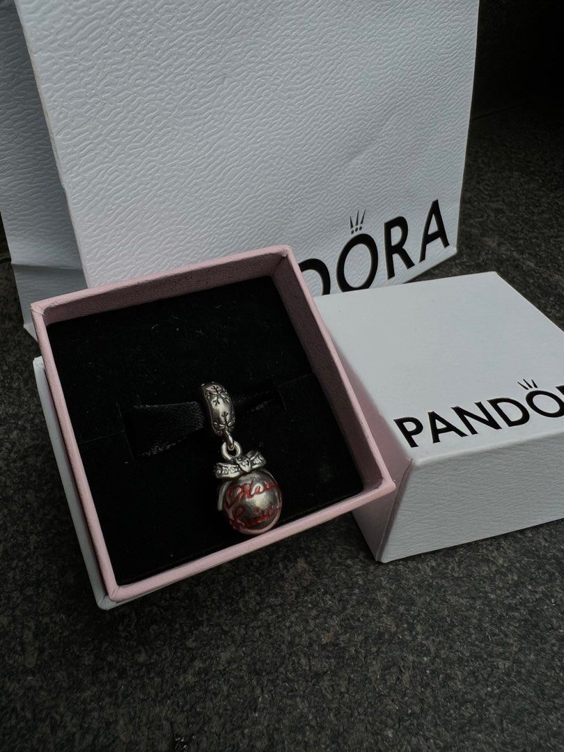 W top pandora charm