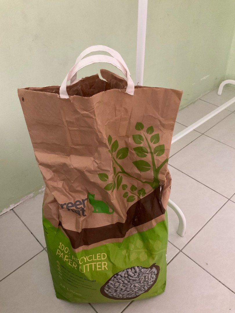 Paper litter, Pet Supplies, Homes & Other Pet Accessories on Carousell