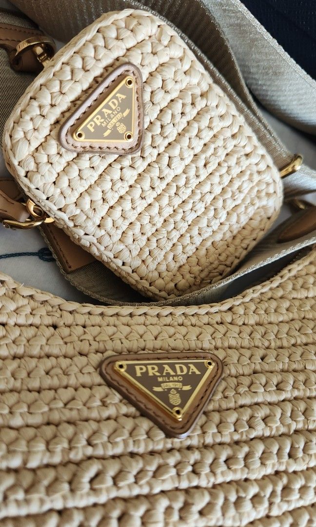 Re Edition Crochet Shoulder Bag in White - Prada