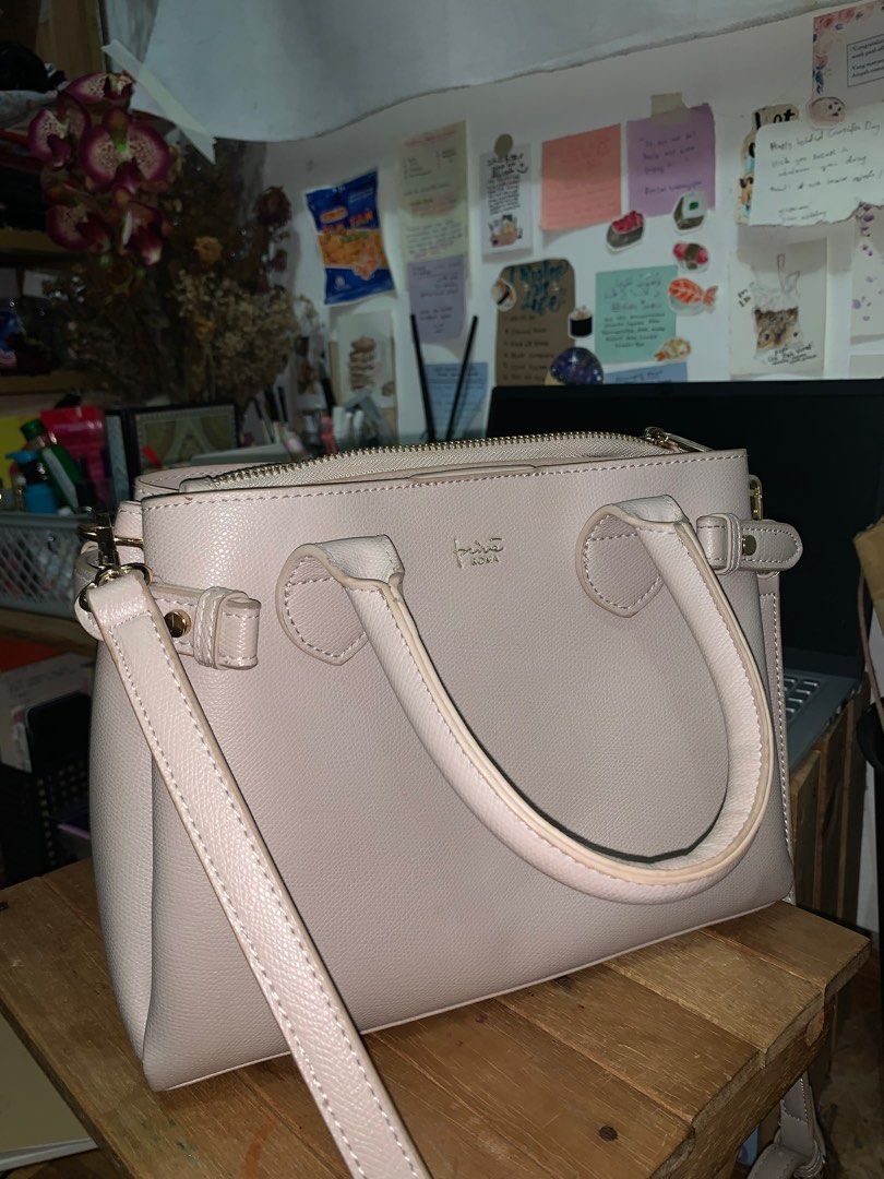 Bata handbags deals